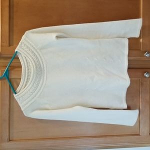 LIKE NEW 100% cashmere sweater/ thick/ detailed neckline cream XS